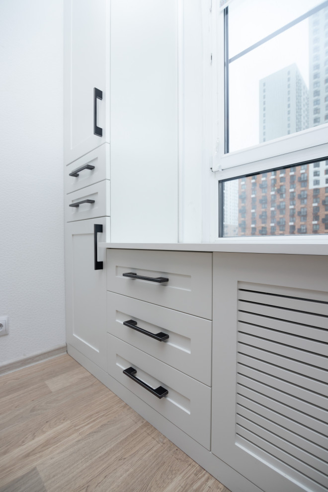 Меблировка подростковой комнаты в нейтральных цветах