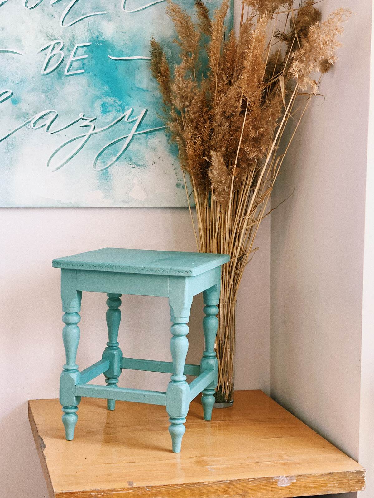 Декорирование мебели и обучение основам декорирования