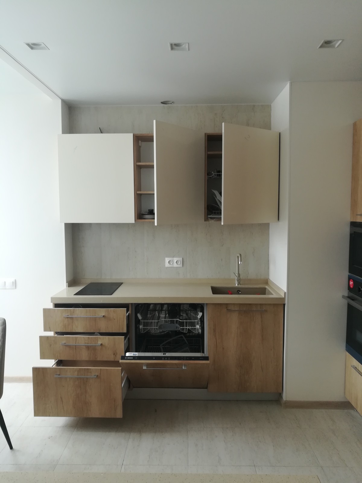 кухня совмещённая с гостинной