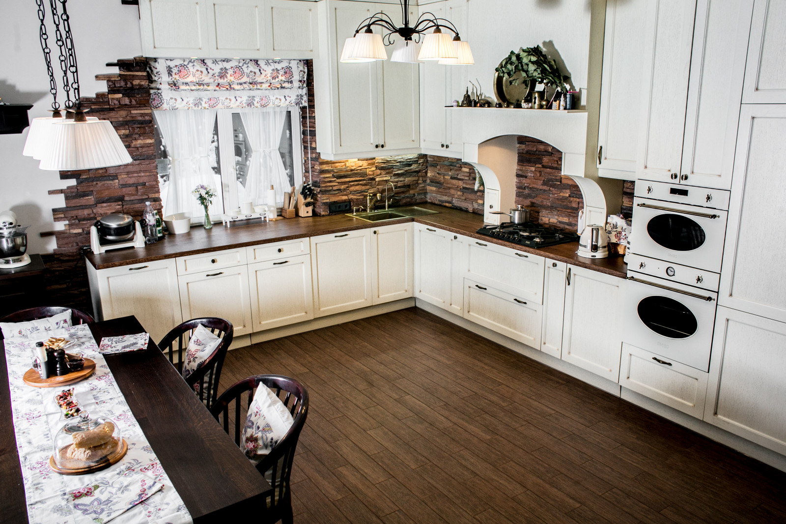 Загородный дом и баня