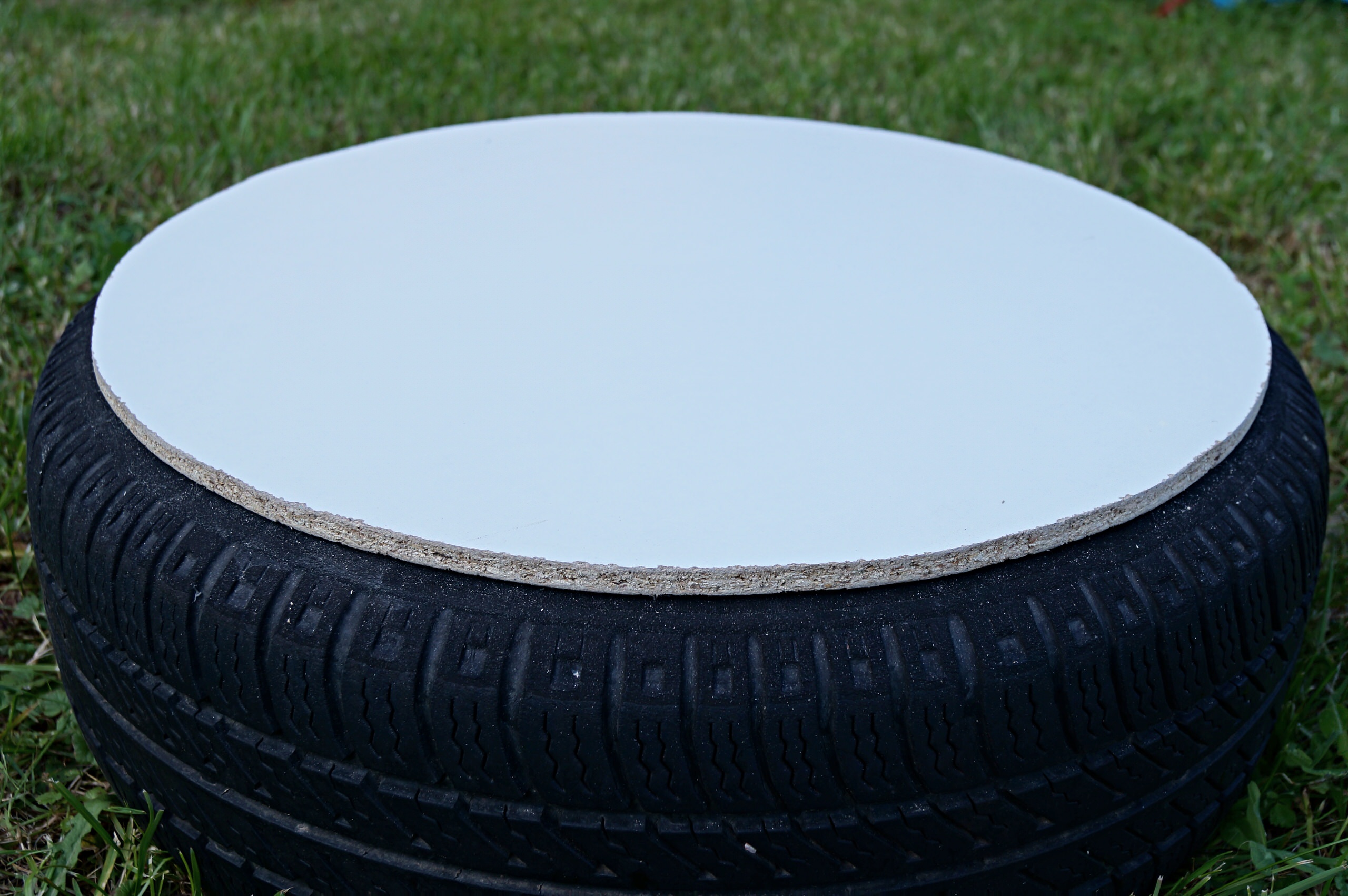 Своими руками: Что можно сделать из старых покрышек