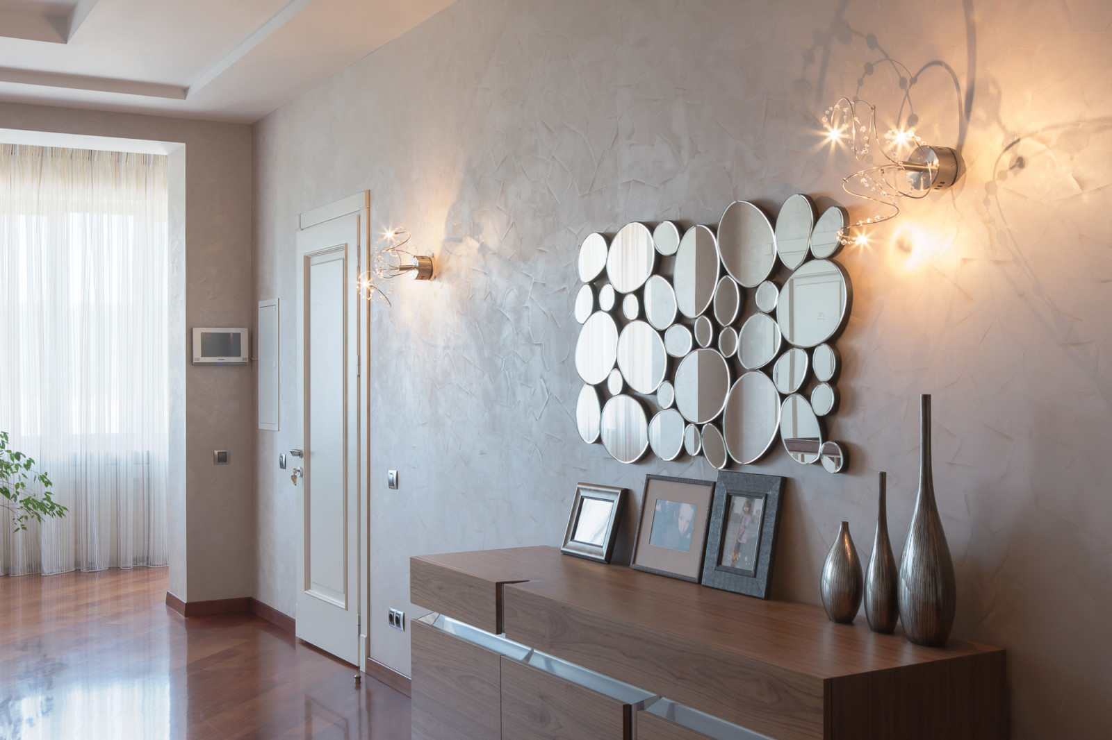 Просторный загородный дом