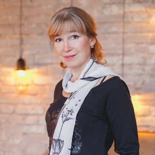 Лариса Дедловская