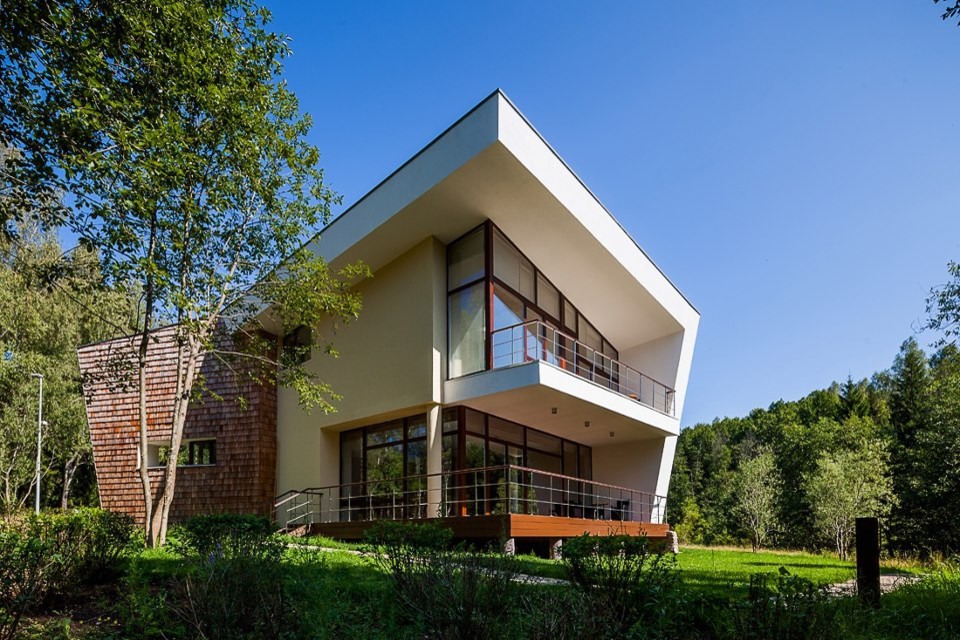 РАБОТА В ЭЛИТНОМ ПОСЕЛКЕ ВЛАДИМИРСКОЙ ОБЛАСТИ. ФАСАД ИЗ ДРАНКИ И