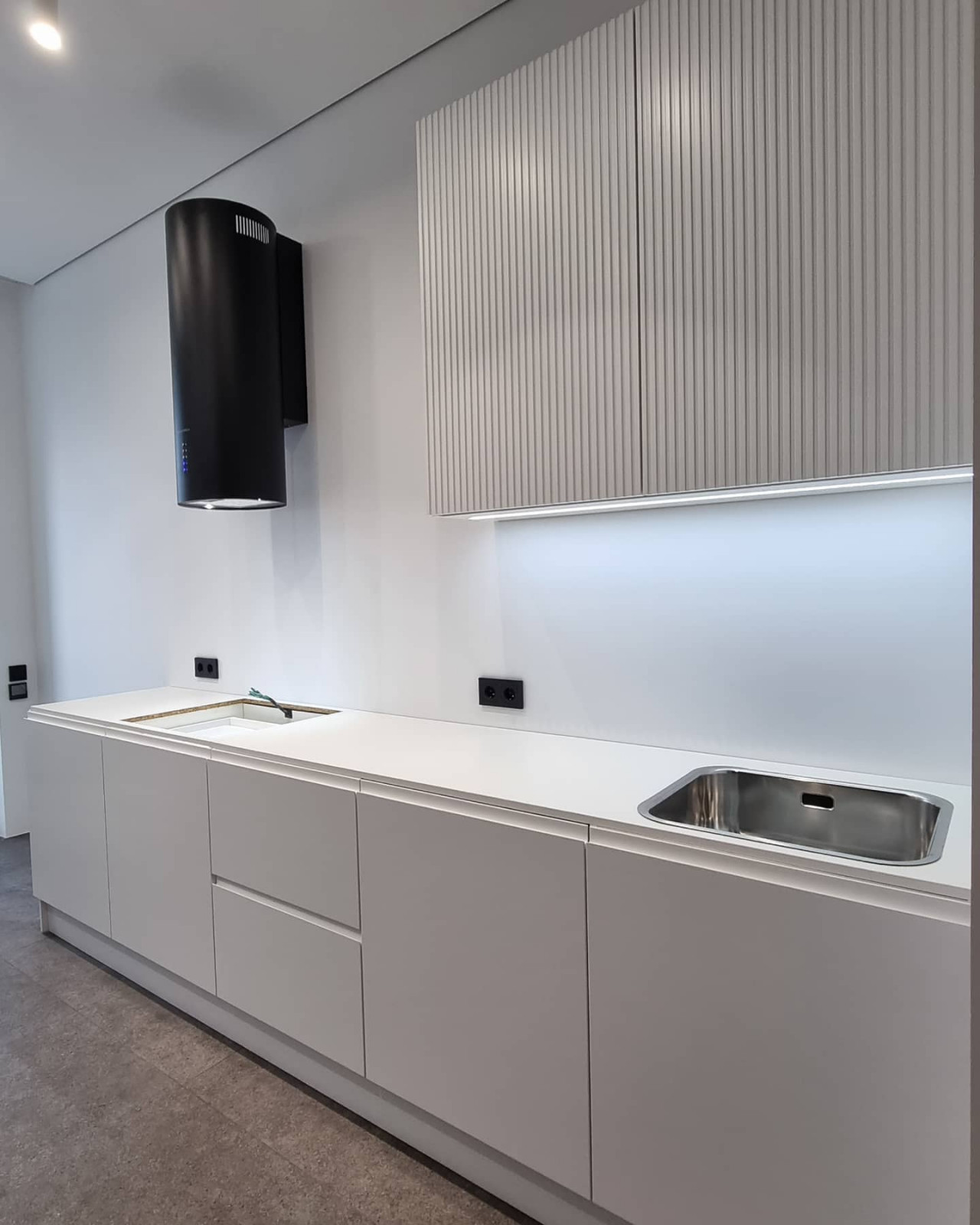 Кухня в современном стиле ЖК "Зиларт"