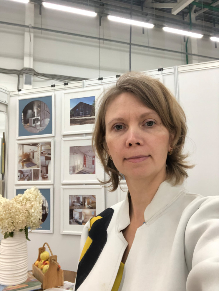 Обложка проекта: выставочный стенд