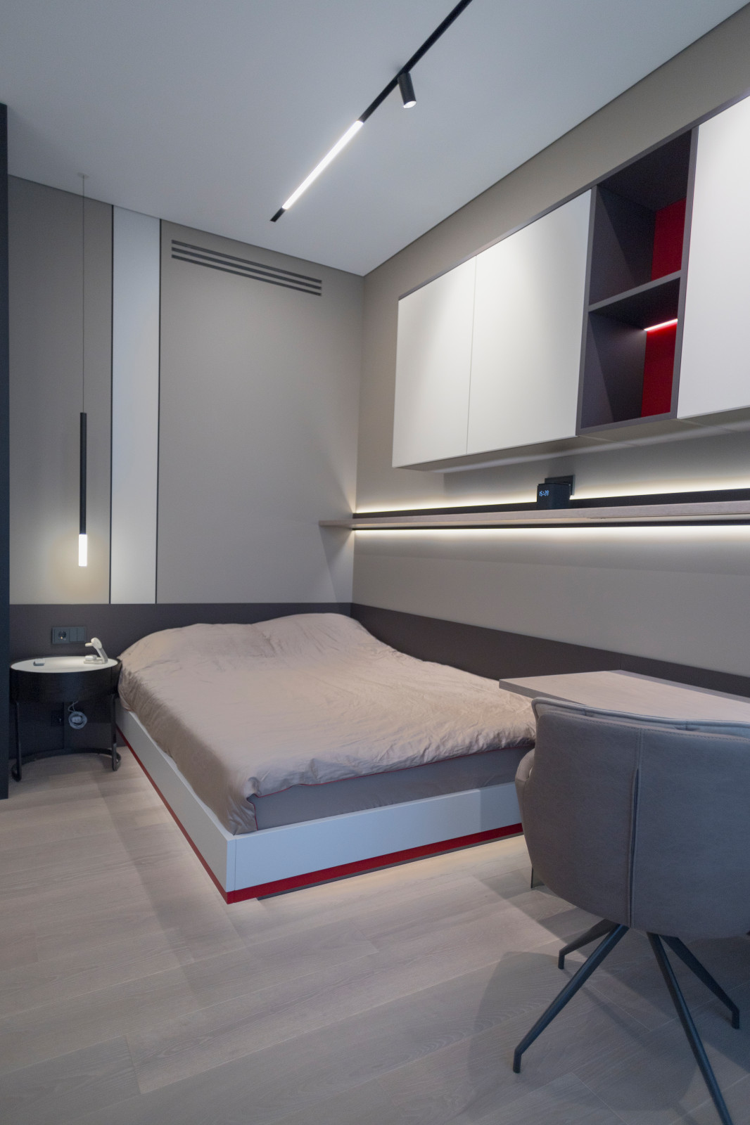 светлая квартира в ЛАХТА Plaza