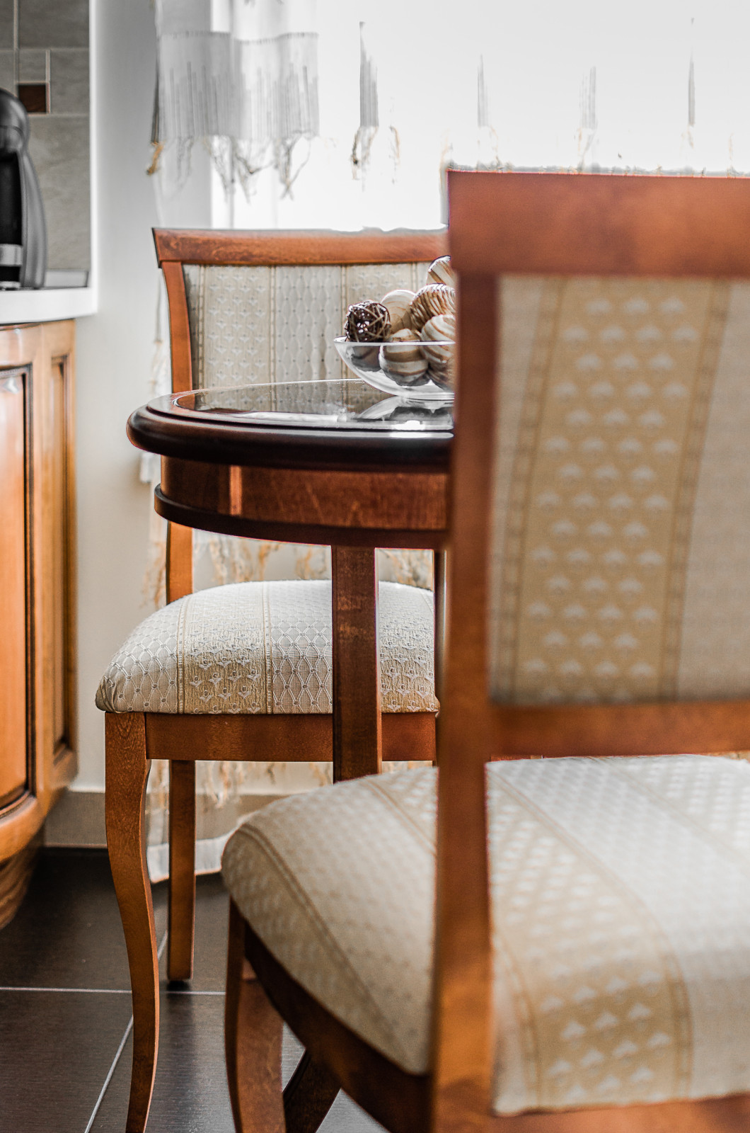 Двухкомнатная квартира в классическом стиле  и ароматом кофе.Съемка для продажи.