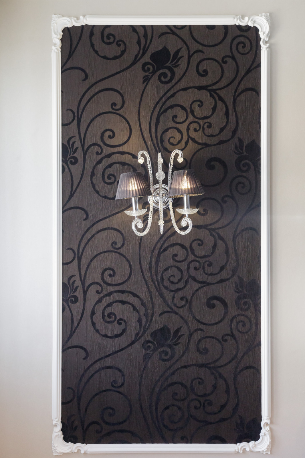 Черное и цветное