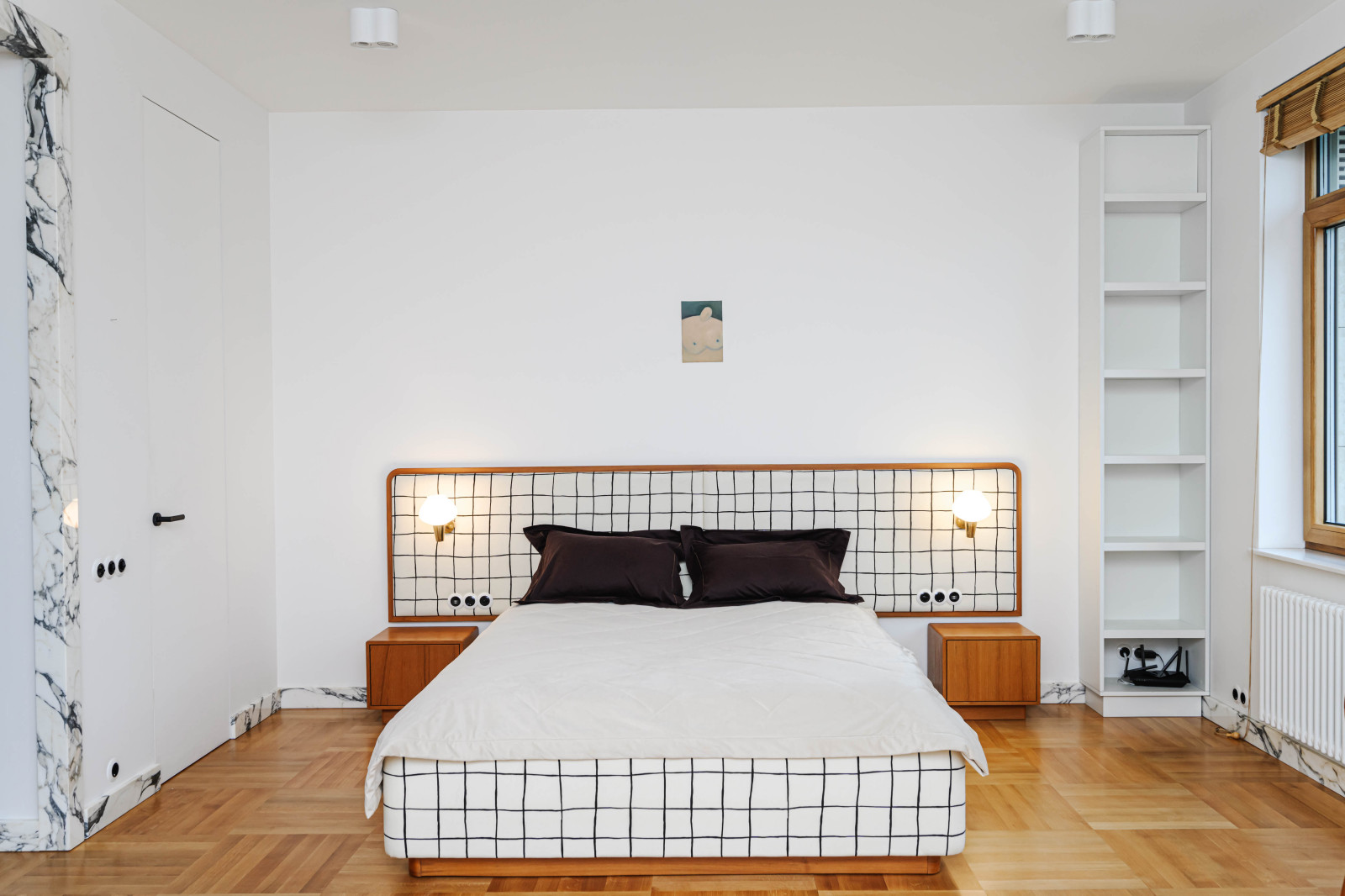 Обложка проекта: Мраморная студия в снежный день