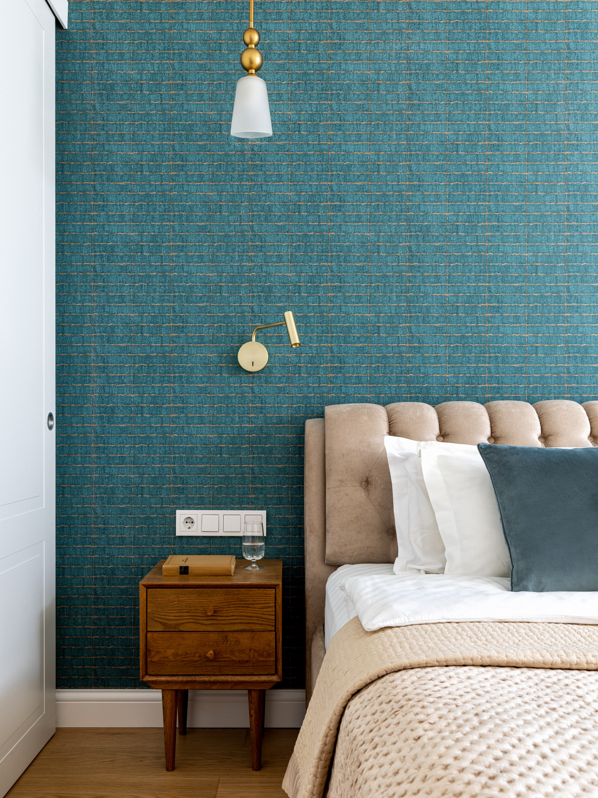 Таврическая 2