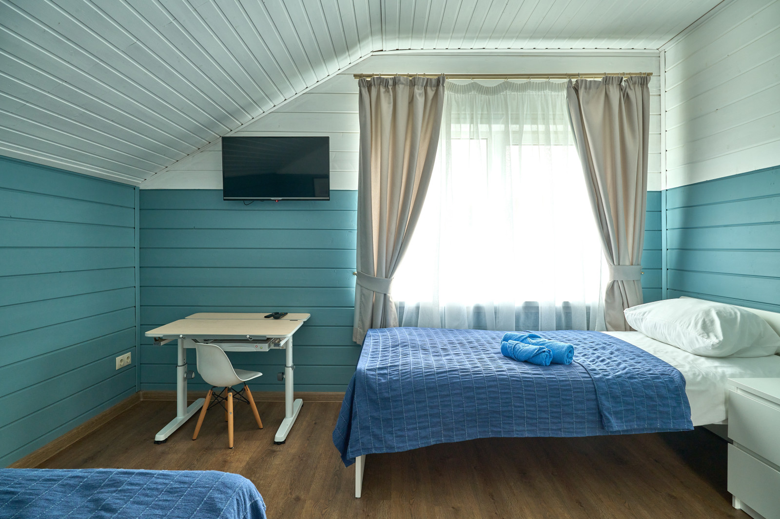 База отдыха на берегу озера. Ялкала.