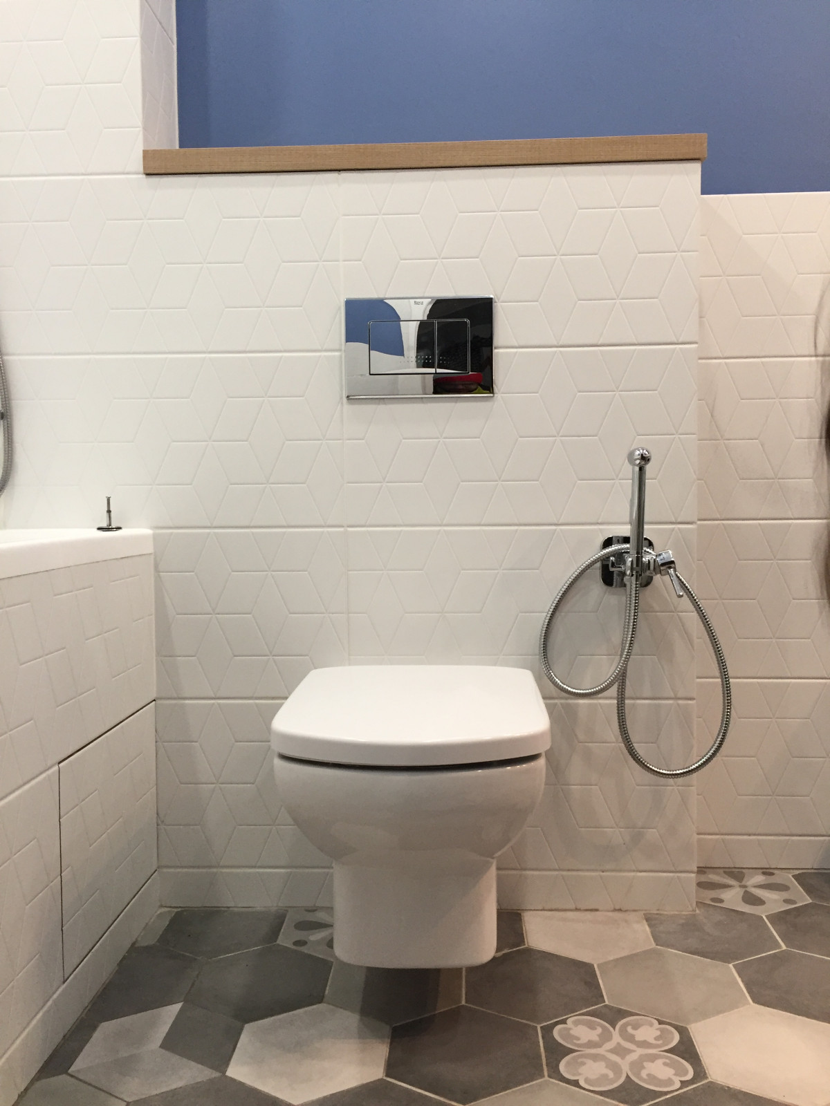 Лазурные небеса, квартира для Анастасии