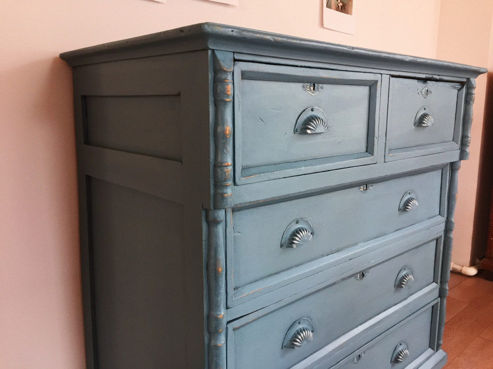 Декорирование мебели и обучение основам декорирования