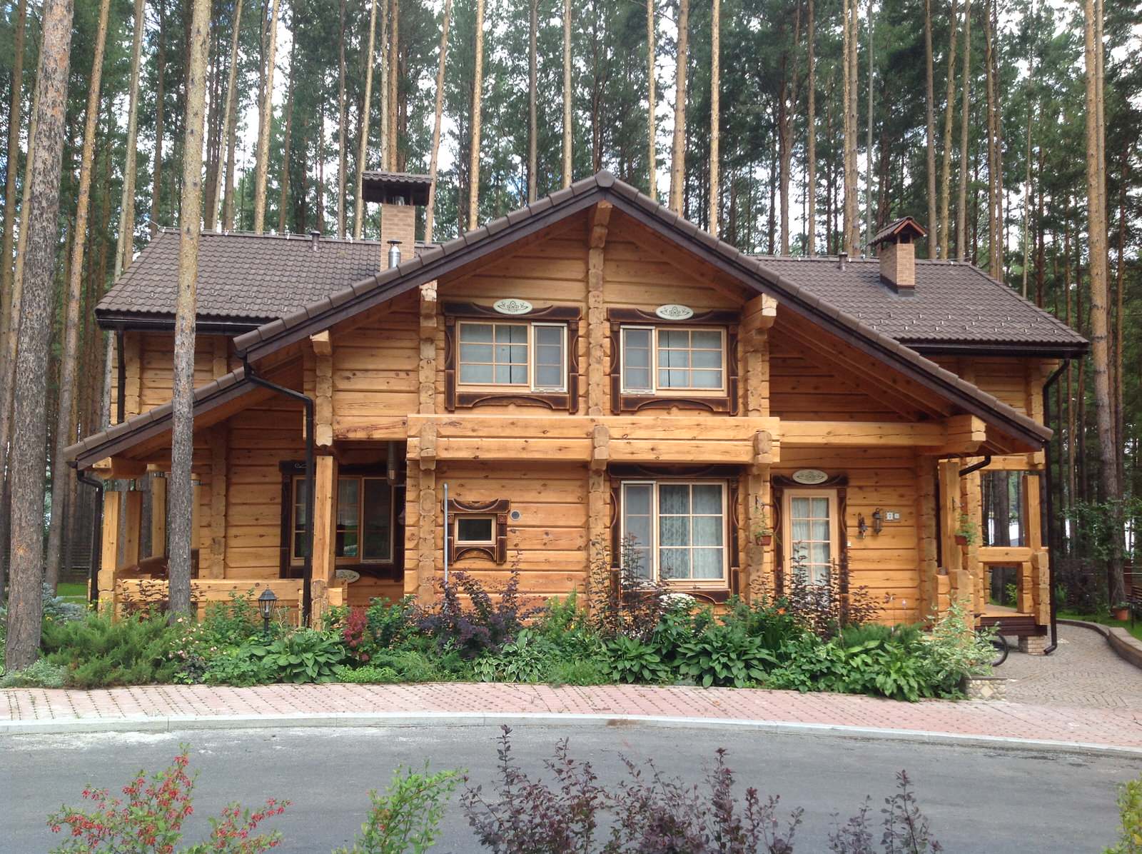 Частный жилой дом и баня на территории КП "Финский Залив" (Верхняя Сысерть)