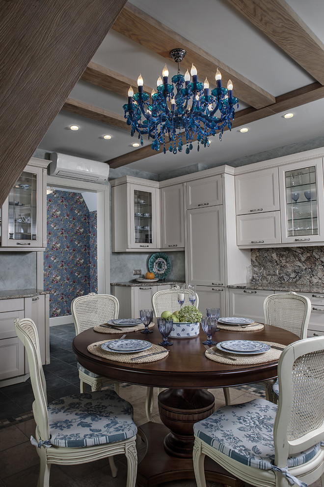 Обложка проекта: Квартира в Петербурге, старый фонд