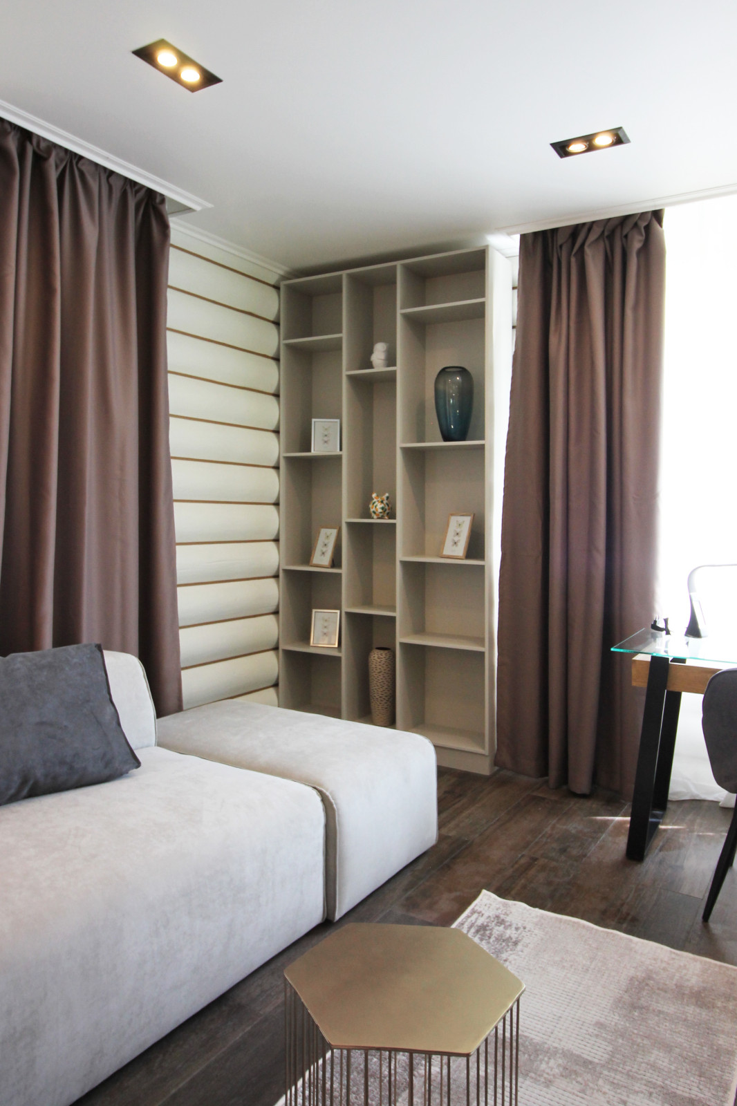 Срубовой коттедж 38 в п.Рощино, Ленинградская обл. Царство-Королевство