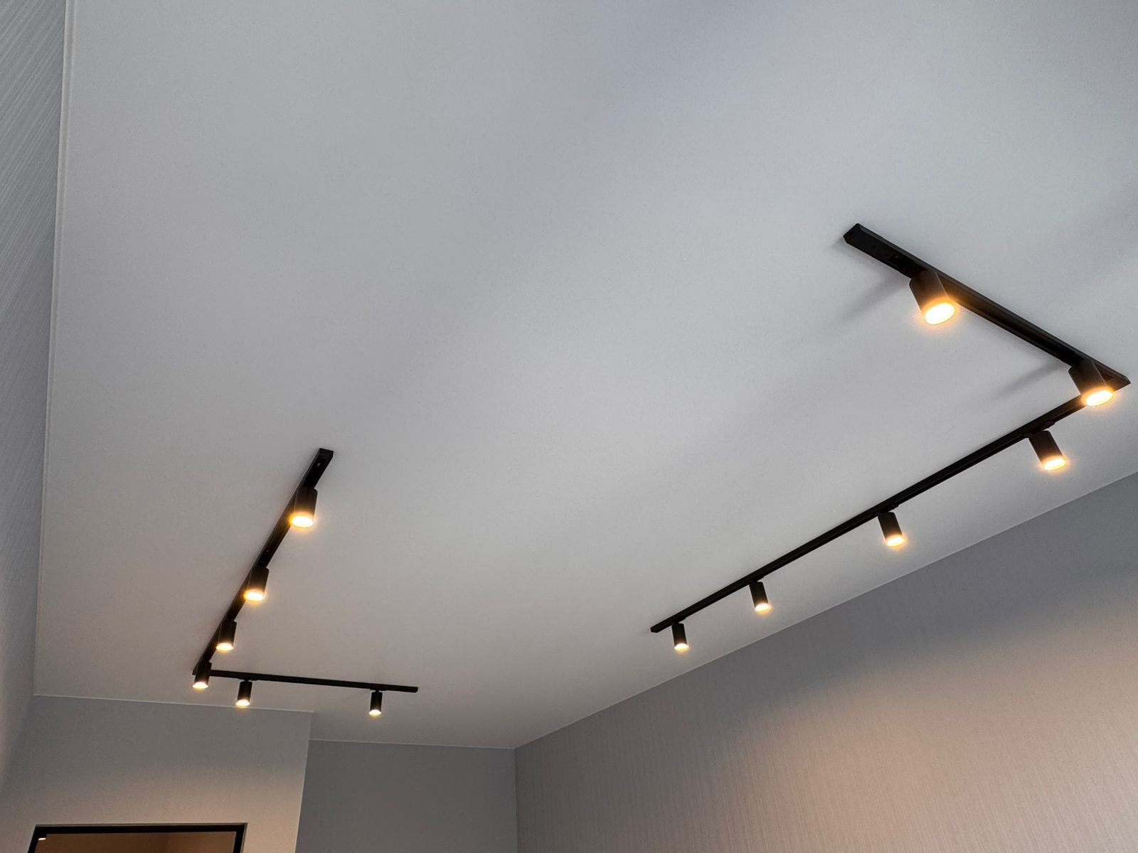 Натяжные потолки