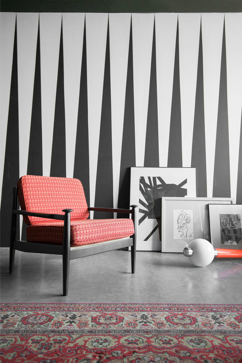 Адреса: 10 мест, куда идти за винтажным светом и мебелью