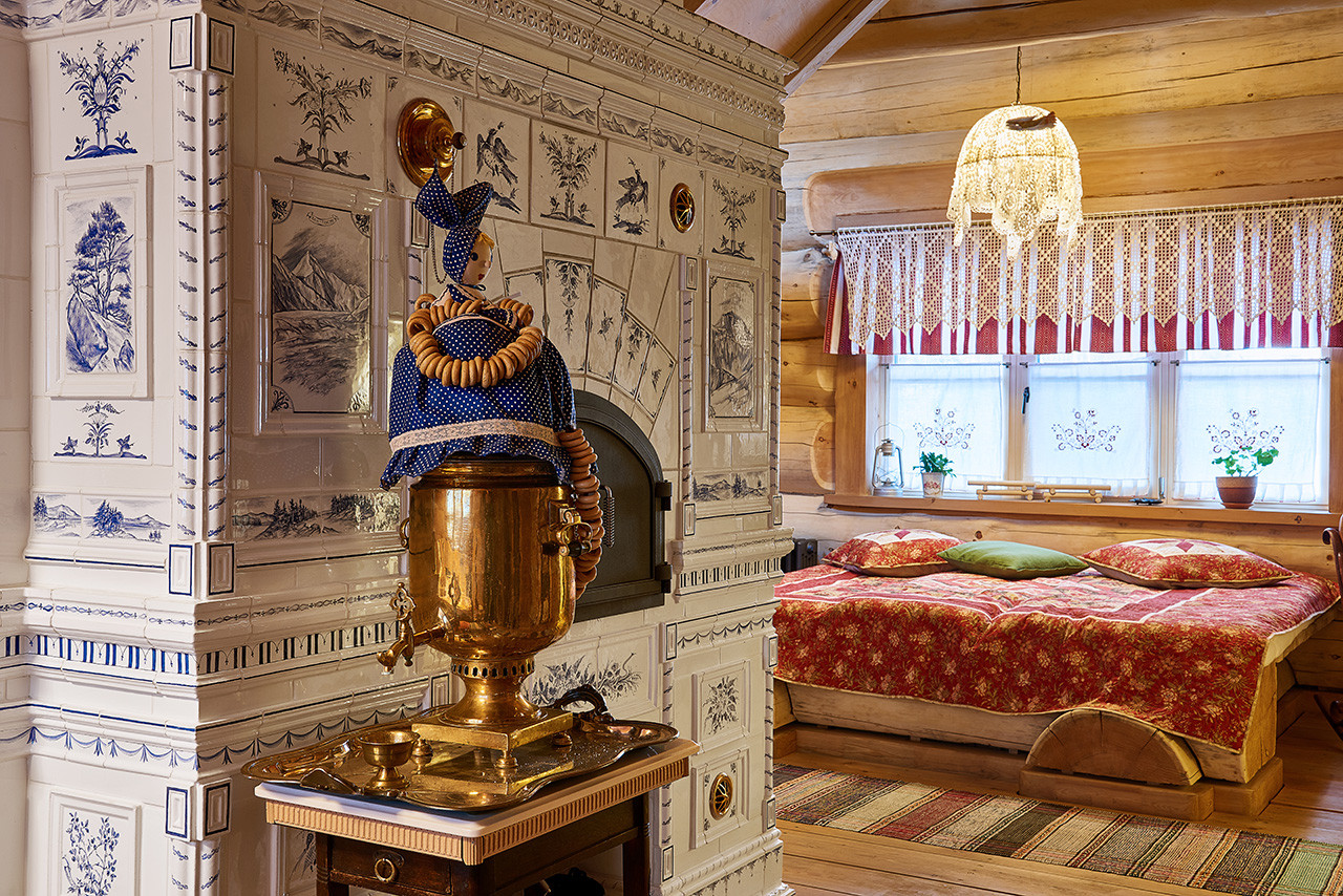 Интерьер деревянного дома в русском стиле