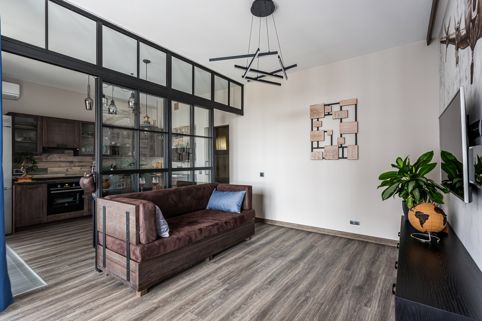 Обложка альбома: Зонирование перегородками