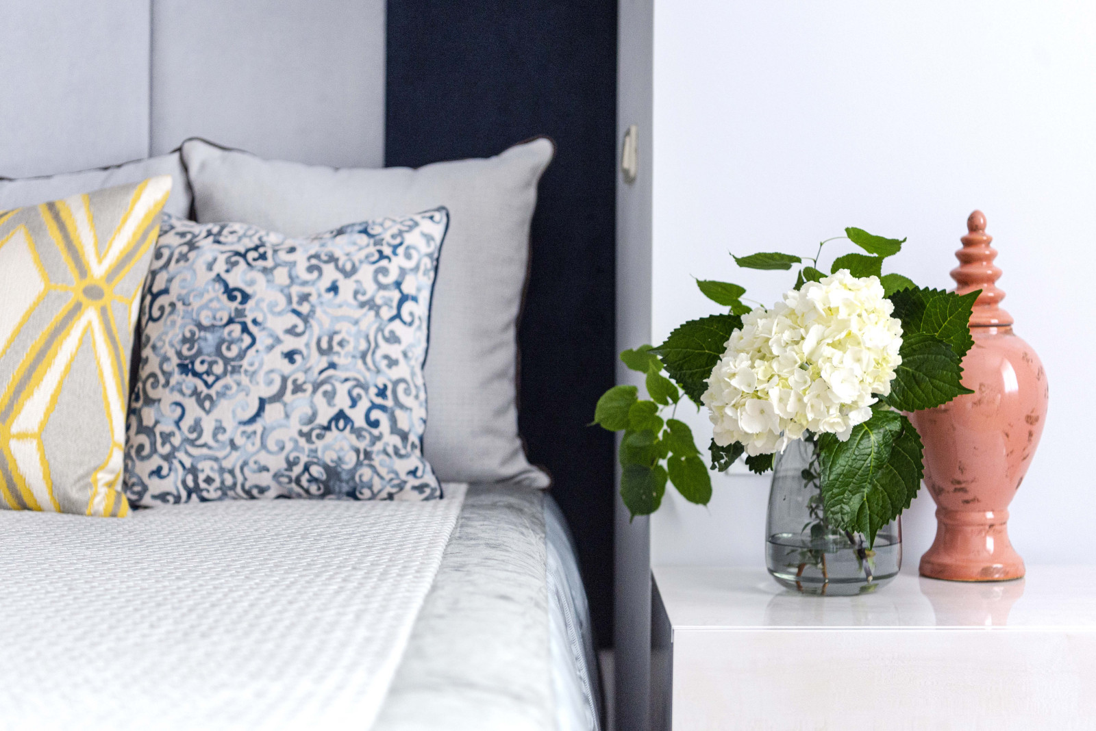 В гостях: Интерьер, где пережили «затопление кипятком»