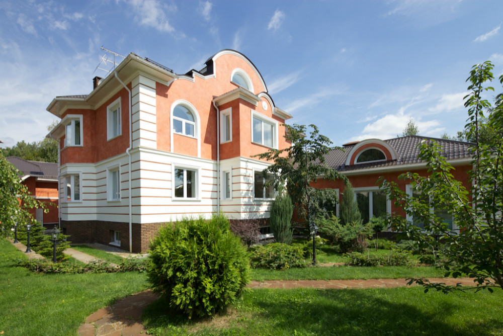 Фасад дома в Подмосковье - Классика