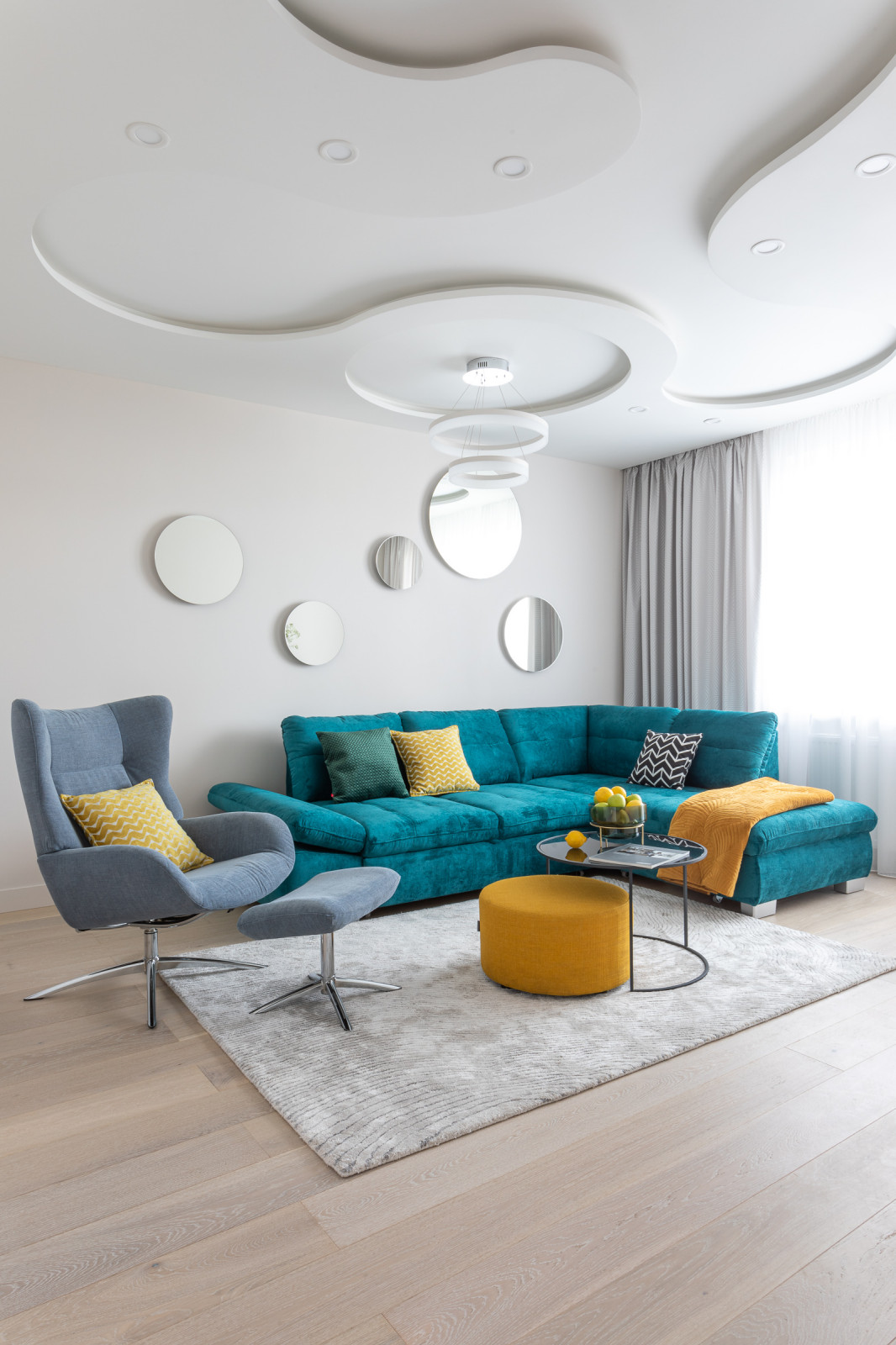 яркий интерьер квартиры 71 кв.м. в г. Калининграде