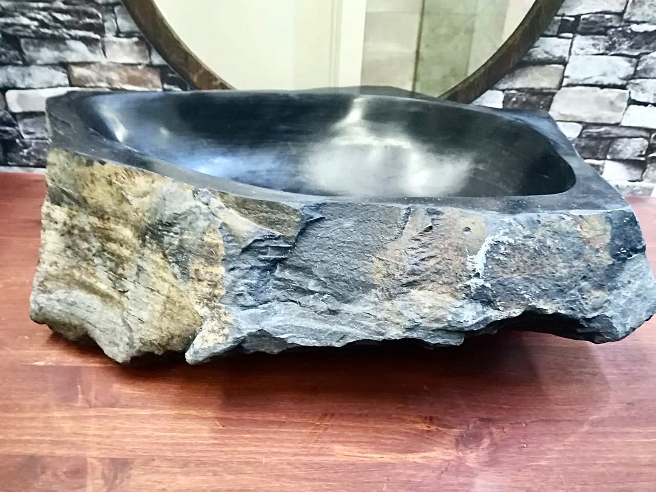 Обложка проекта: Раковина из шунгита