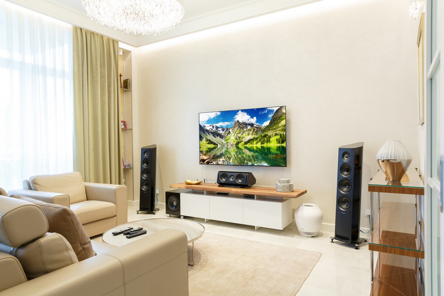 Стильный домашний кинотеатр «по-итальянски»