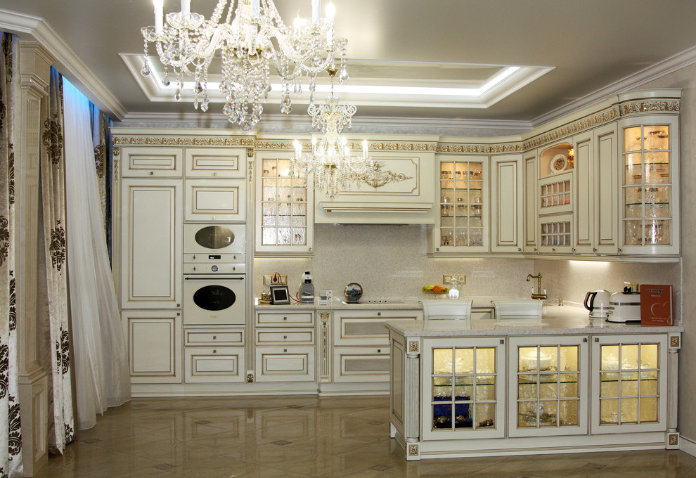 Влюбились с первого взгляда.