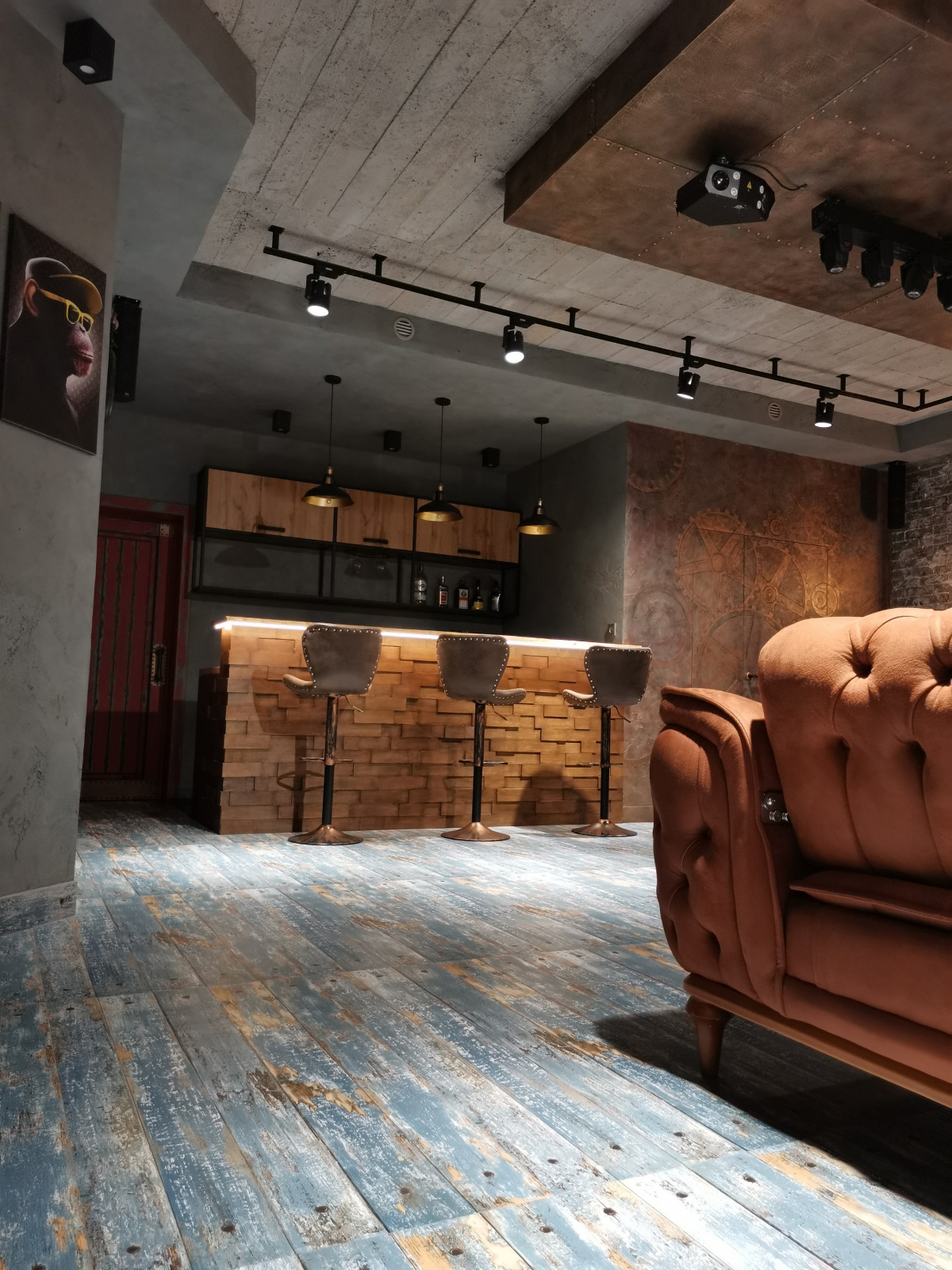 БИЛЛИАРДНАЯ В СТИЛЕ LOFT.