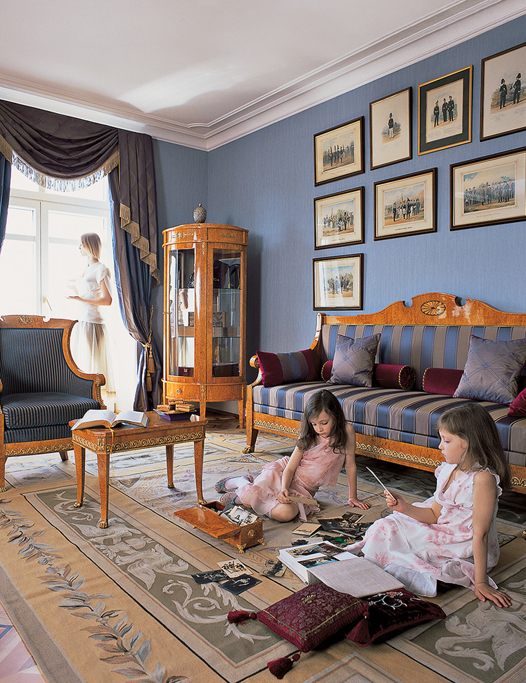 Гостиная в авторском русском ампире