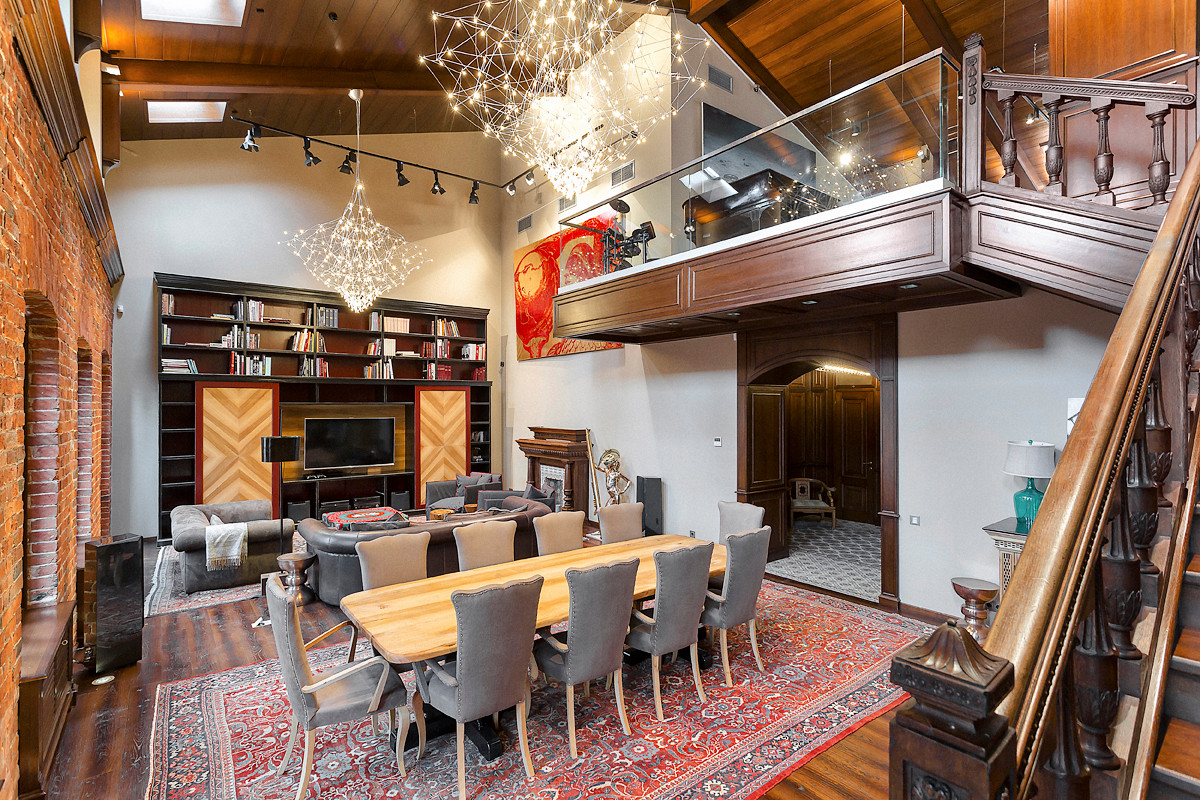 "Нехорошая квартира"