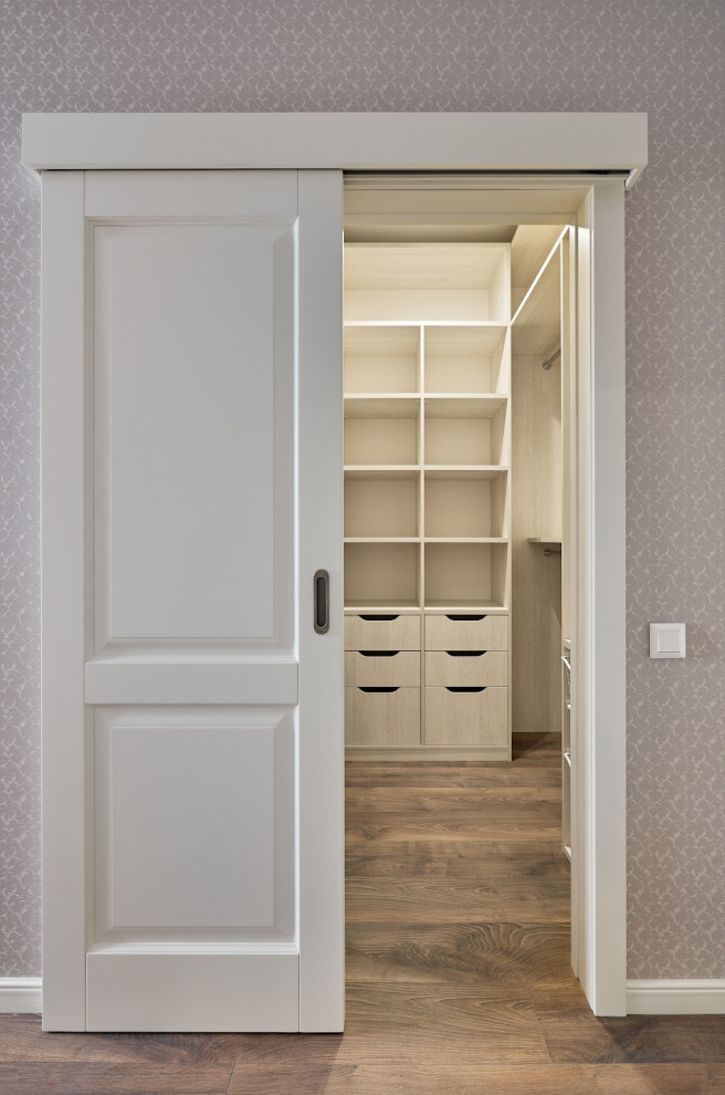 Белые Кантри в классическом интерьере