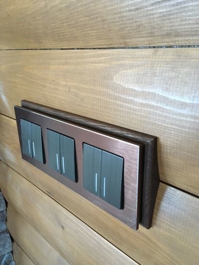 Монтаж электрики на блок-хаусе