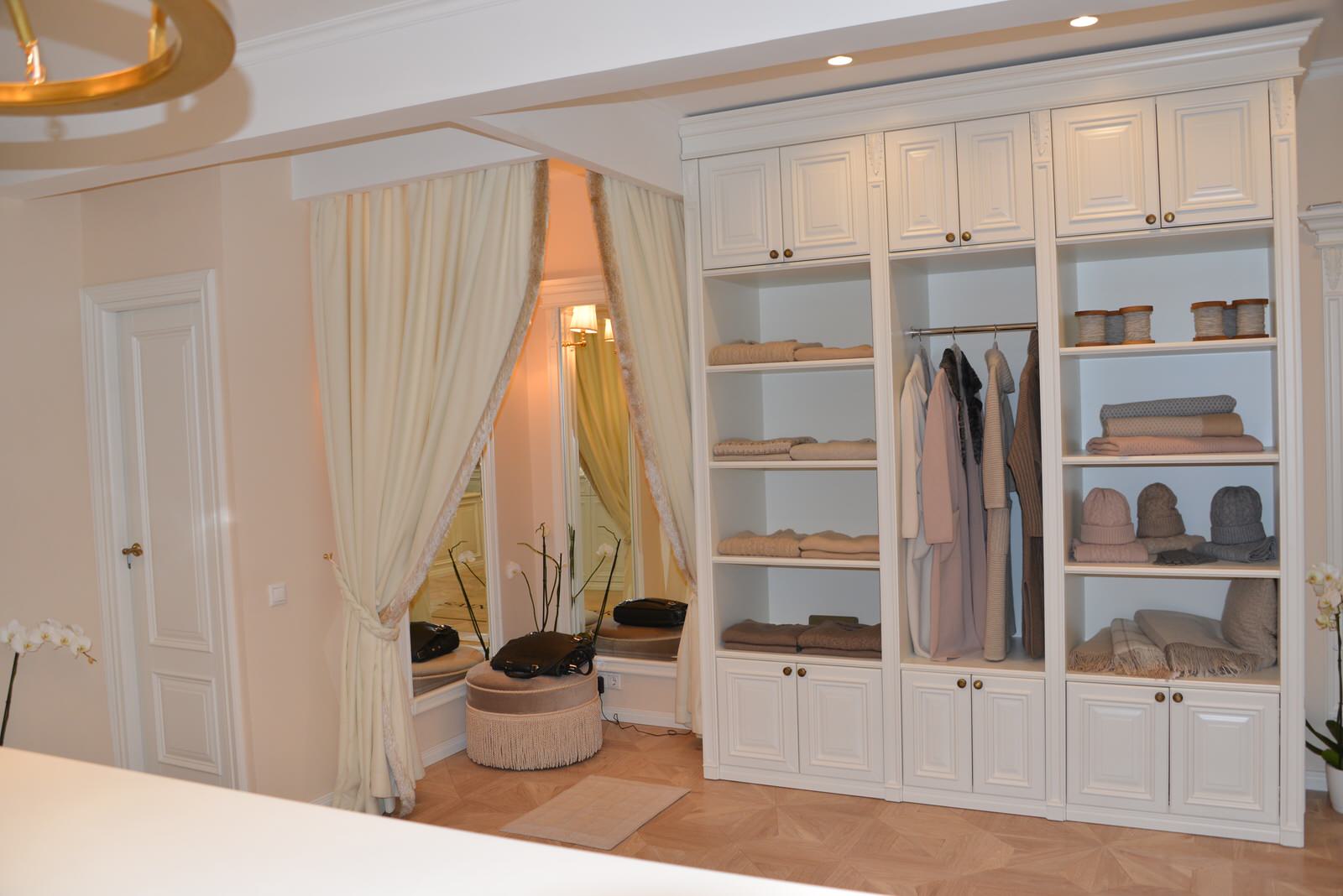 Интерьер шоу-рума, ул. Рочдельская