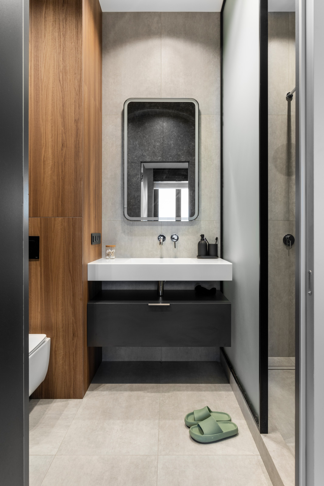 Новочерёмушкинская, 17