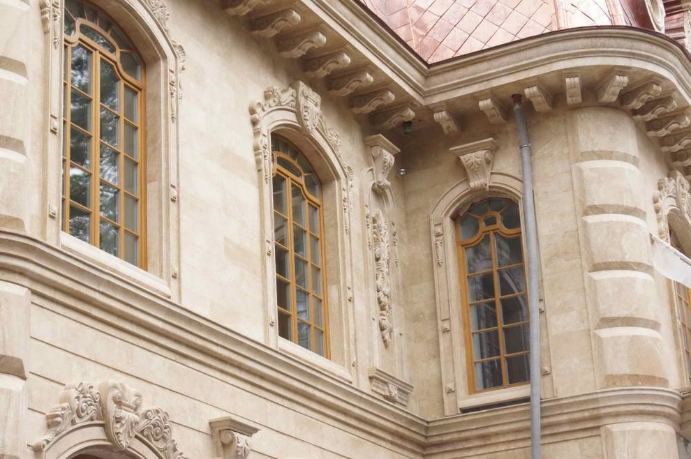 облицовка фасадов травертином из Ирана