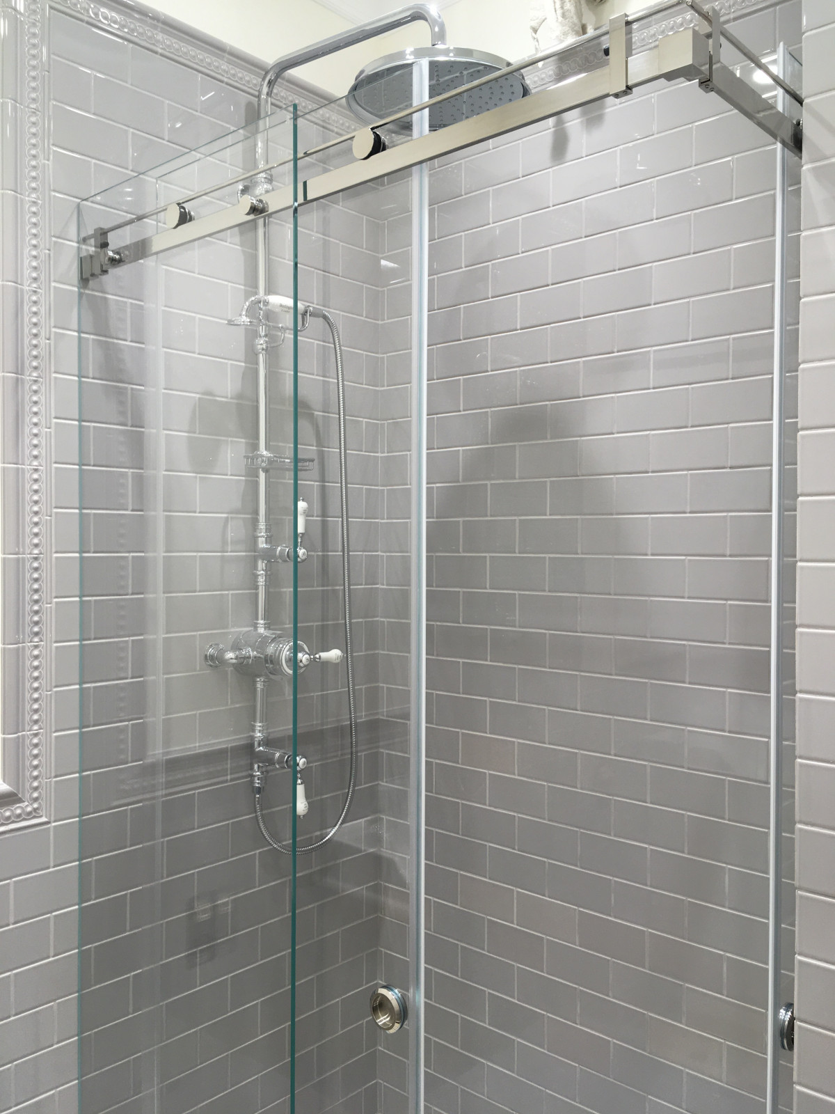 Душевая кабина в квартире