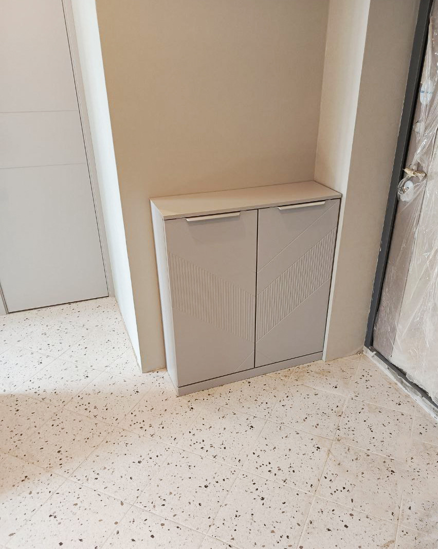 Тумбы и комоды