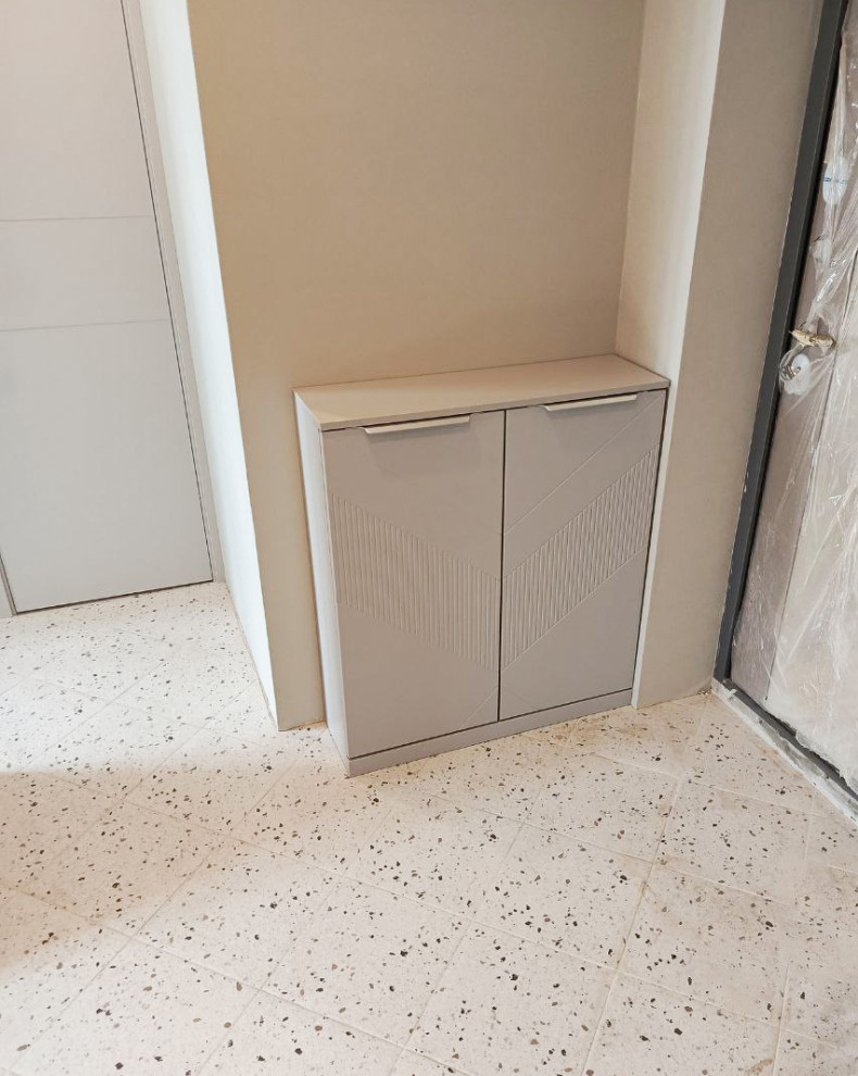 Тумбы и комоды