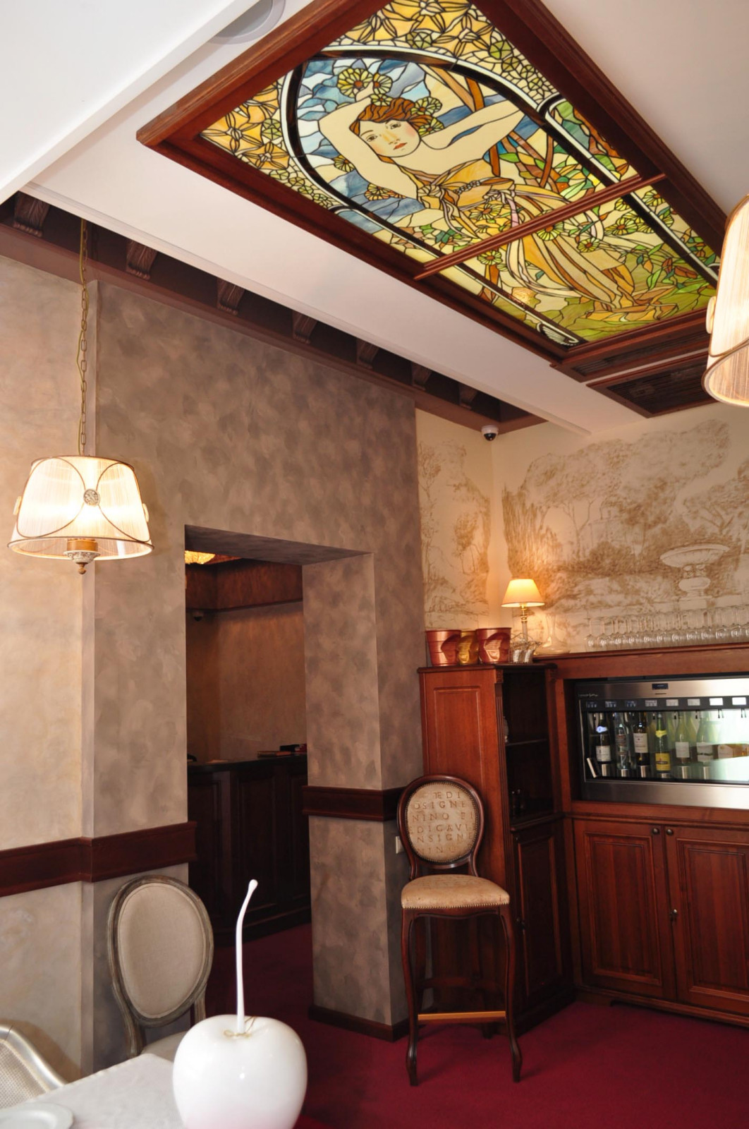 Ресторан кондитерская "Вишневый сад"