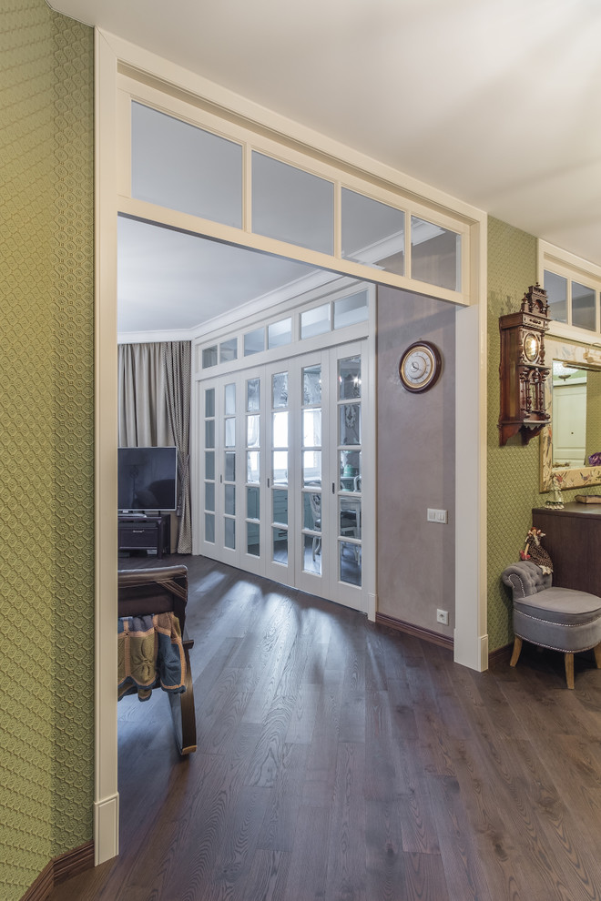 Обложка проекта: Интерьер с дверью-книжкой Брянский лес