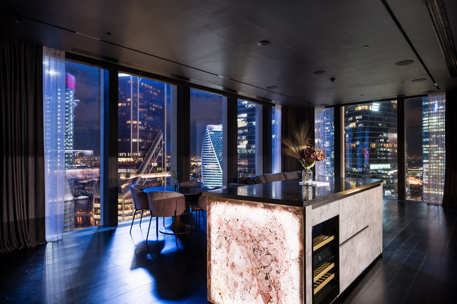 Апартаменты в Neva Towers