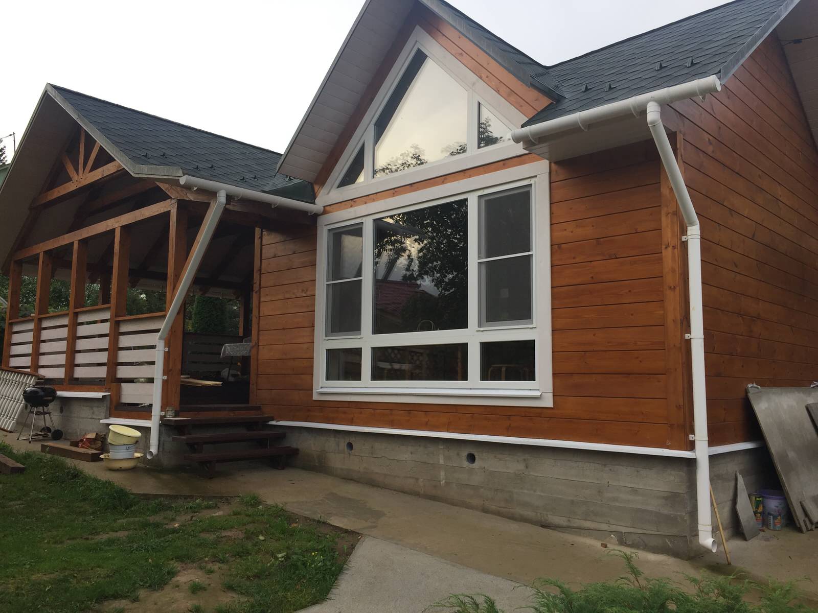 Покраска загородного дома