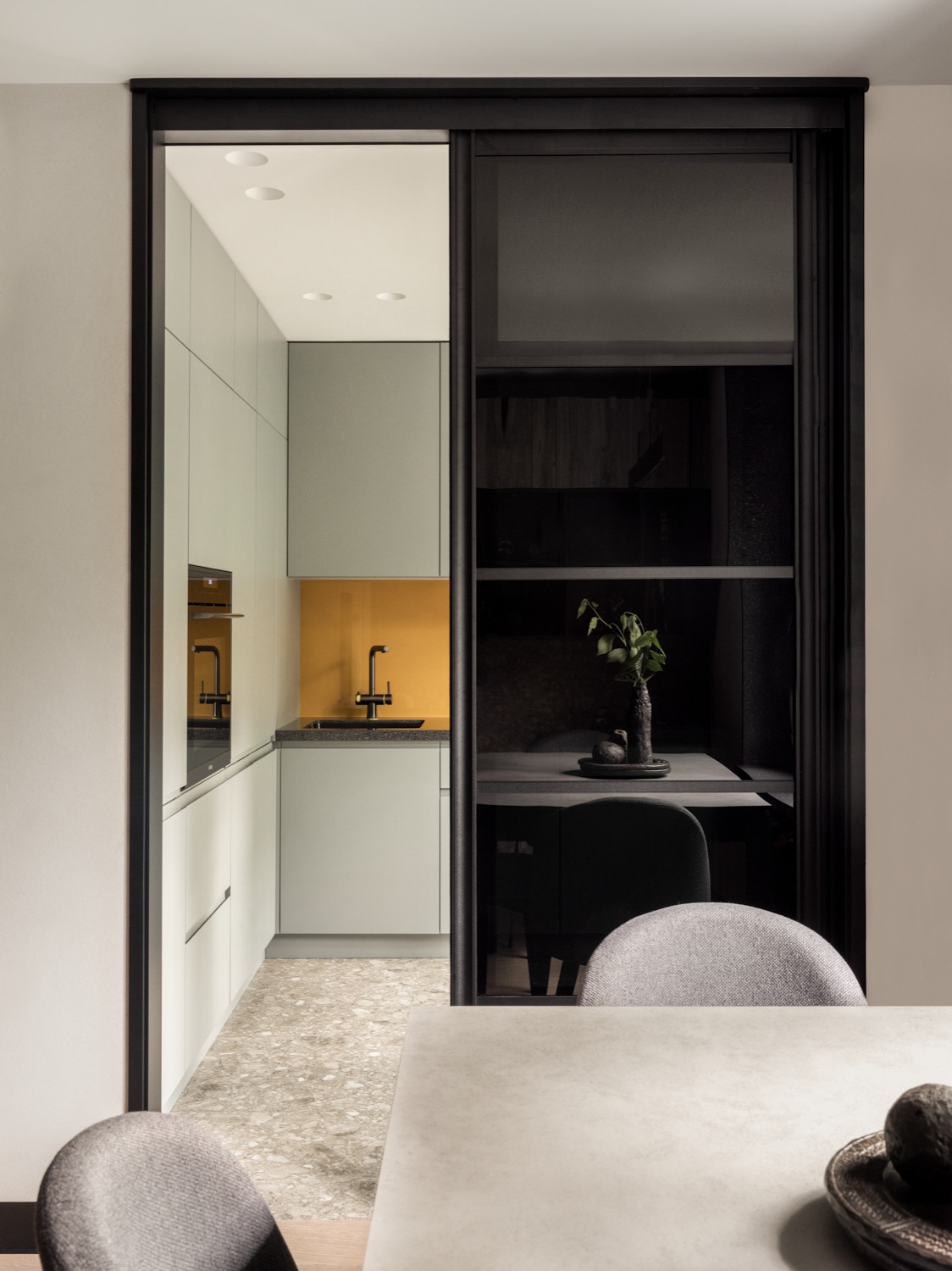 ТЕРПКИЙ МЕД