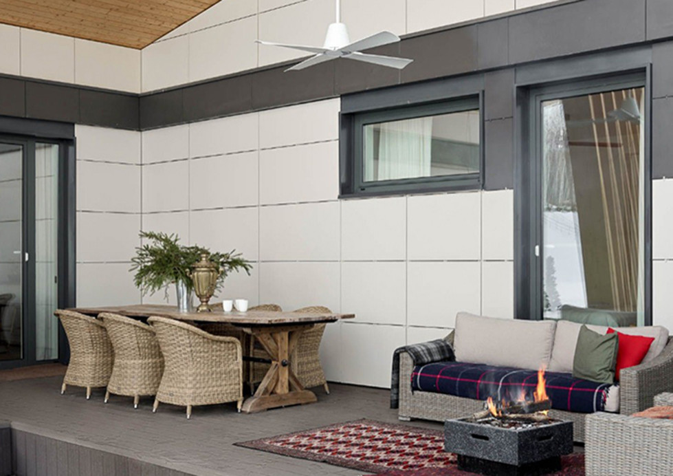 СОВРЕМЕННАЯ ДАЧА НА БЕРЕГУ РЕКИ