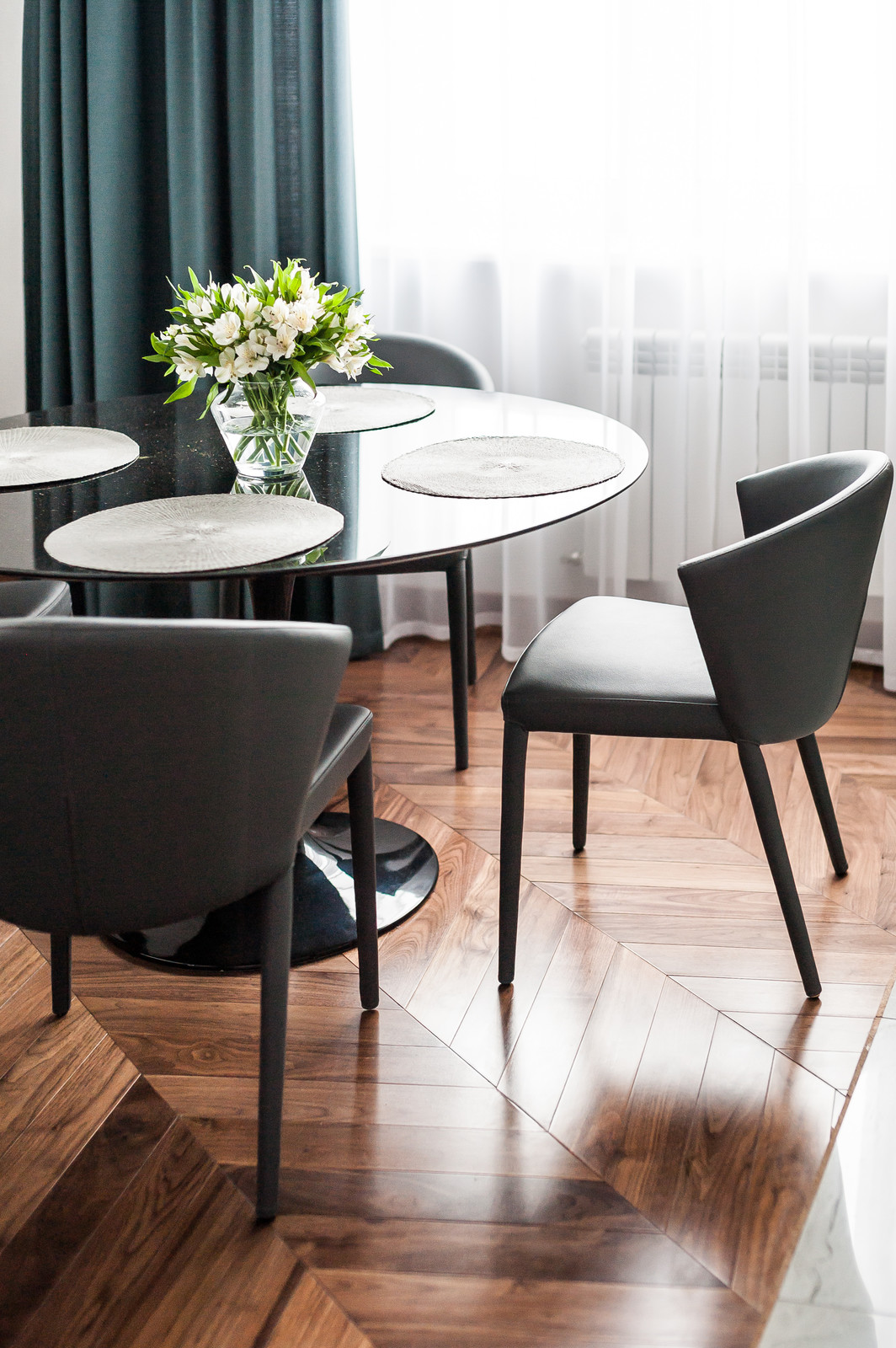 Контемпорари для холостяка