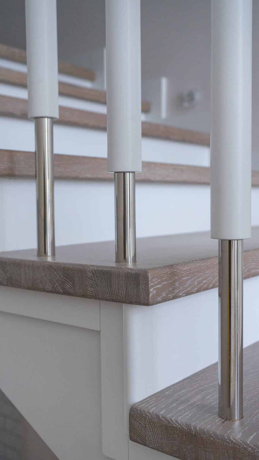 Проект 2 - Обшивка бетонной лестницы дубом и буком в Московской области